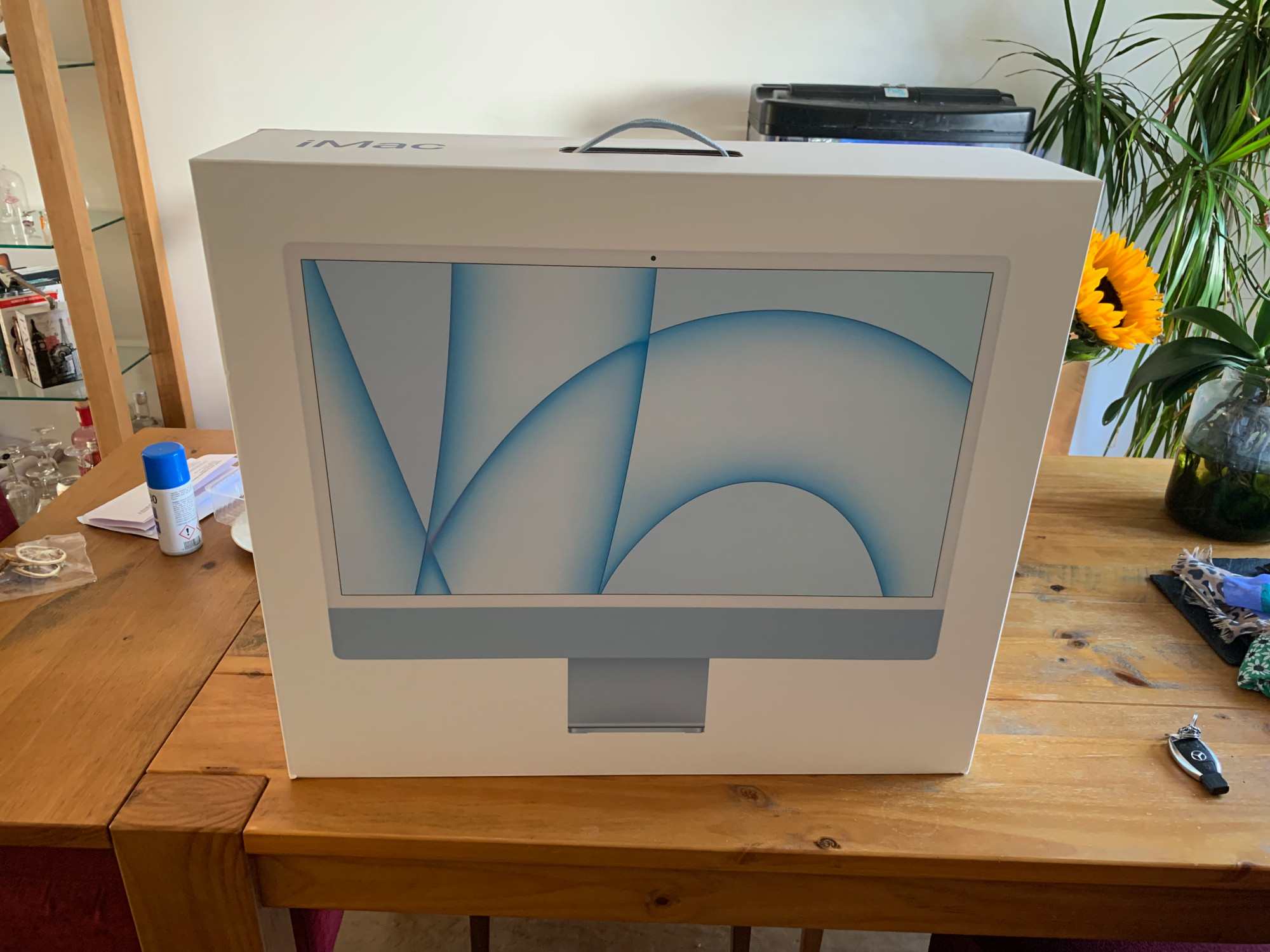 iMac Box Front